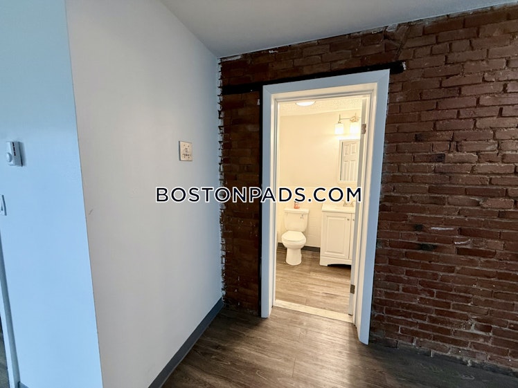 Meridian St., Boston