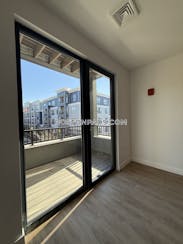 West Roxbury 1 Bed 1 Bath Boston - $2,600 No Fee