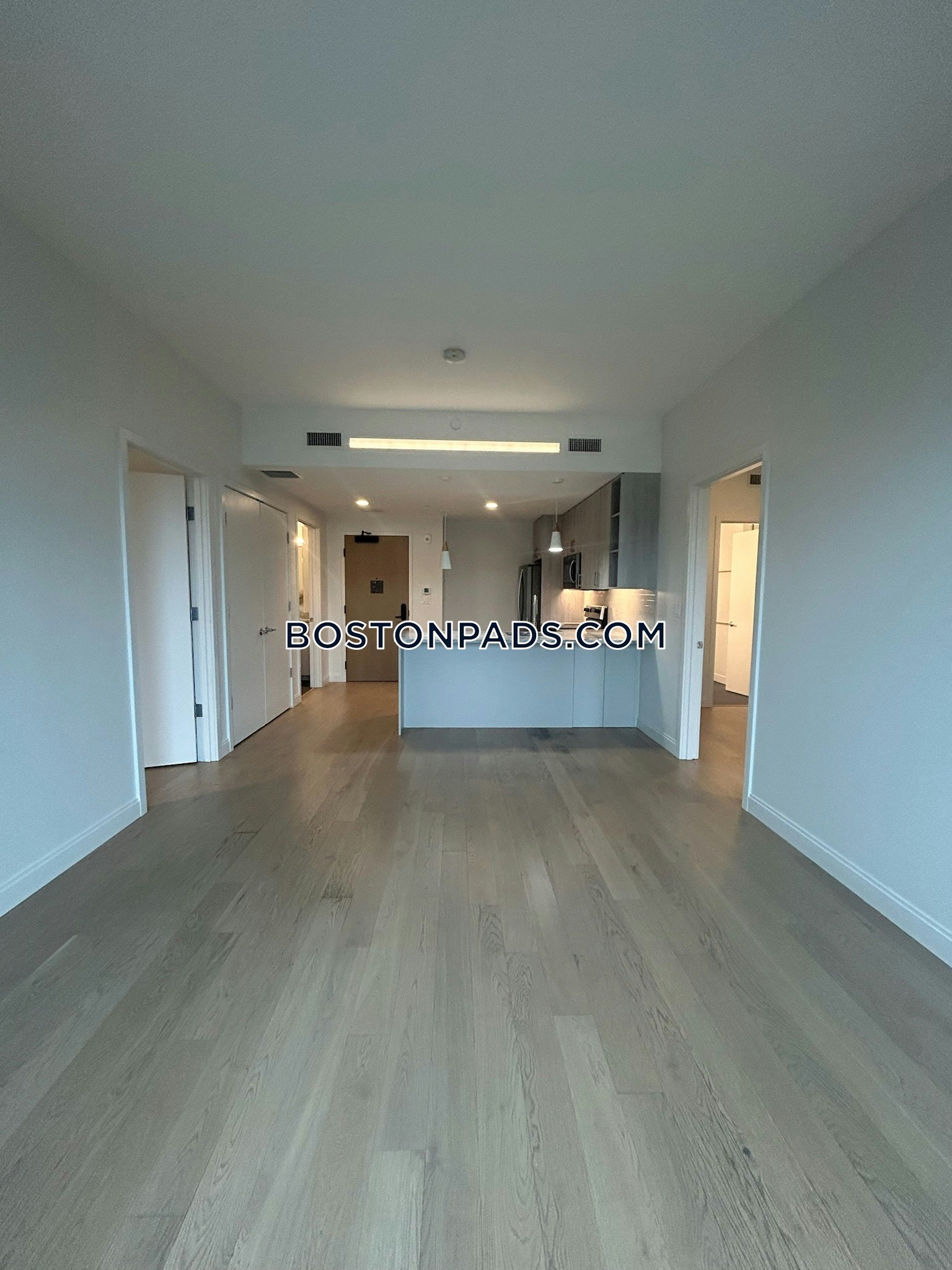 Boston - 2 Beds, 2 Baths