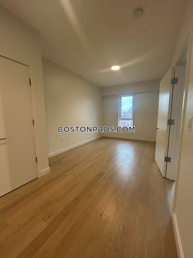 Brighton Ave., Boston