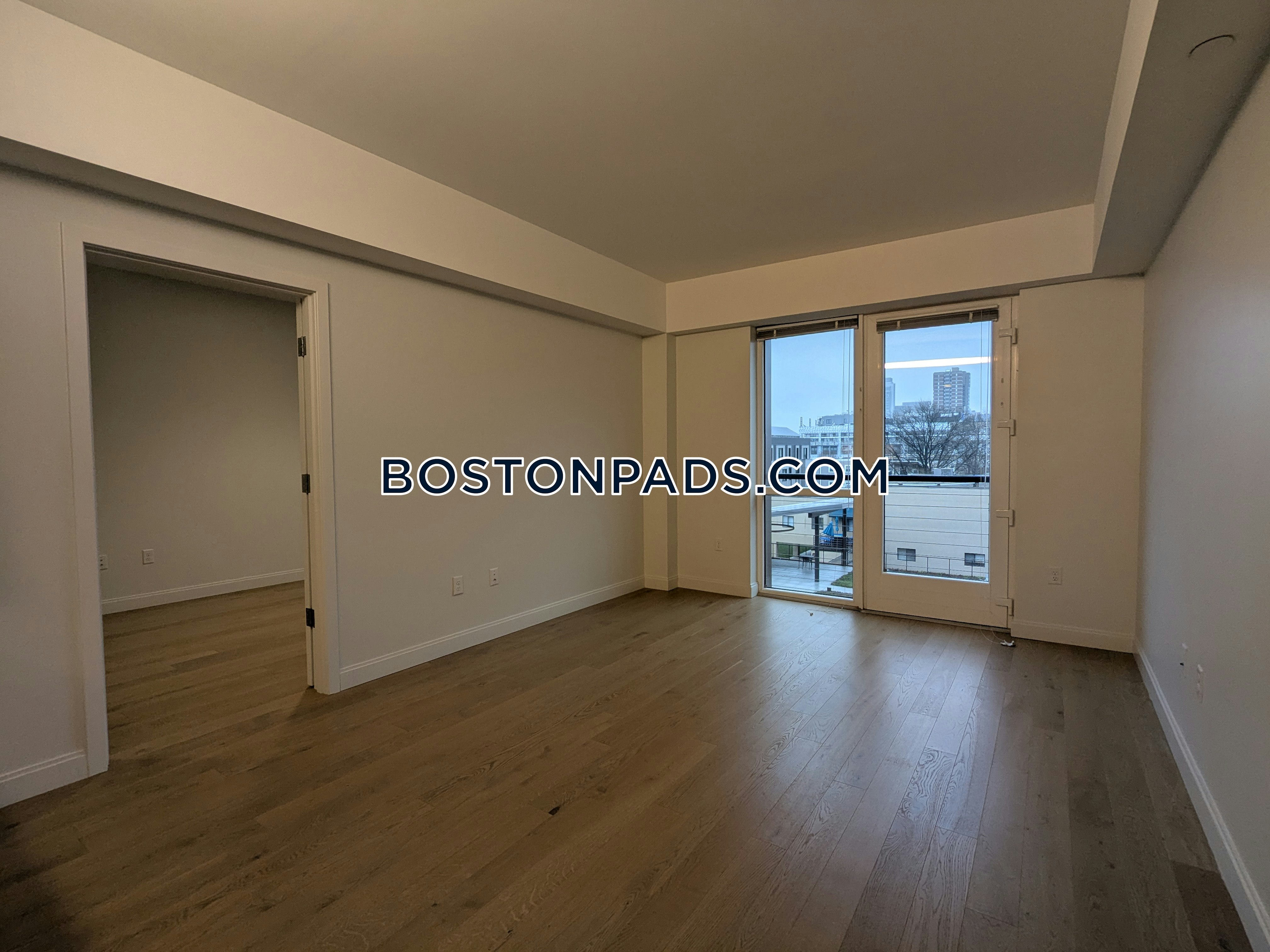 Boston - 2 Beds, 2 Baths