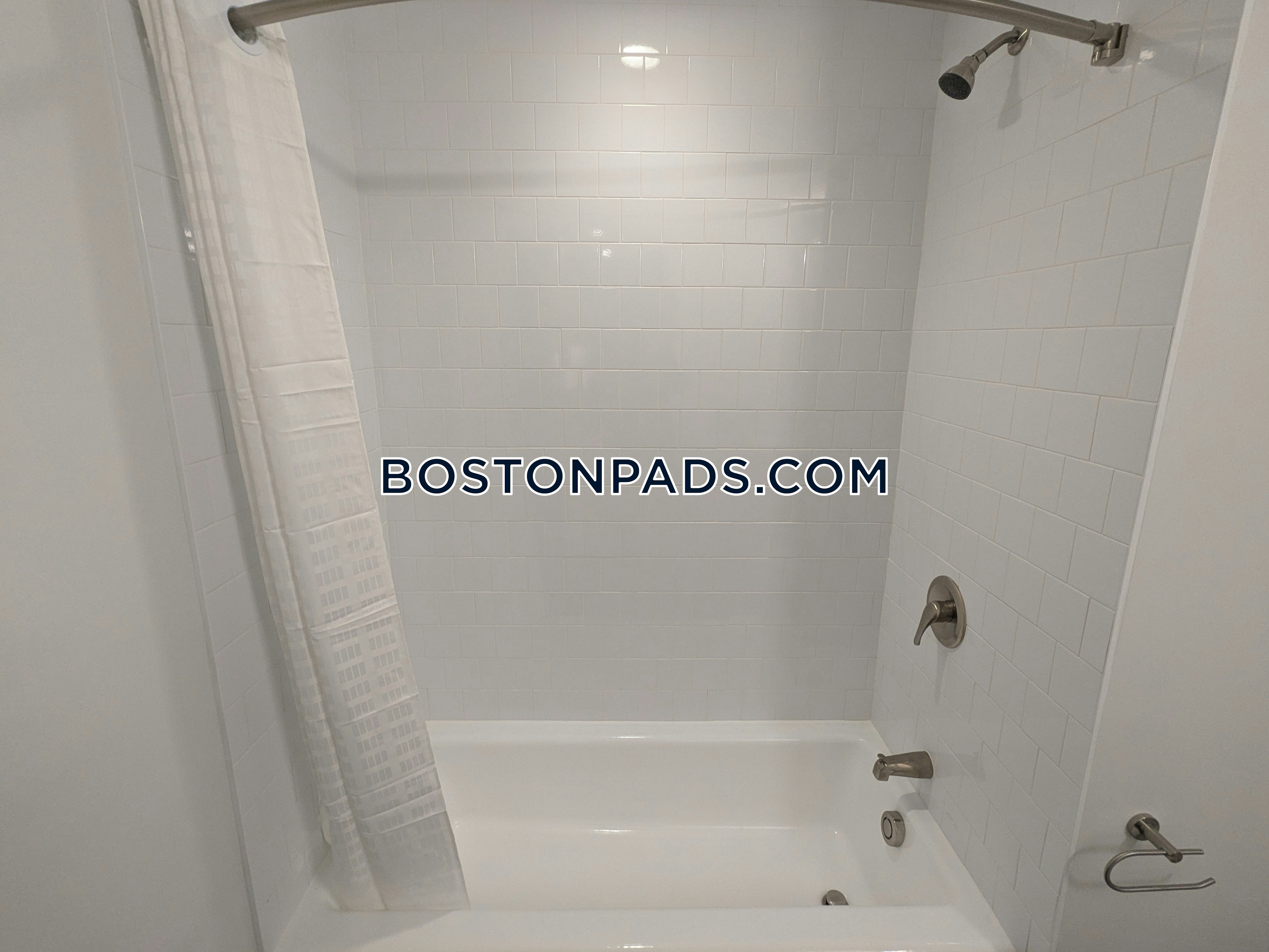 Boston - 2 Beds, 2 Baths