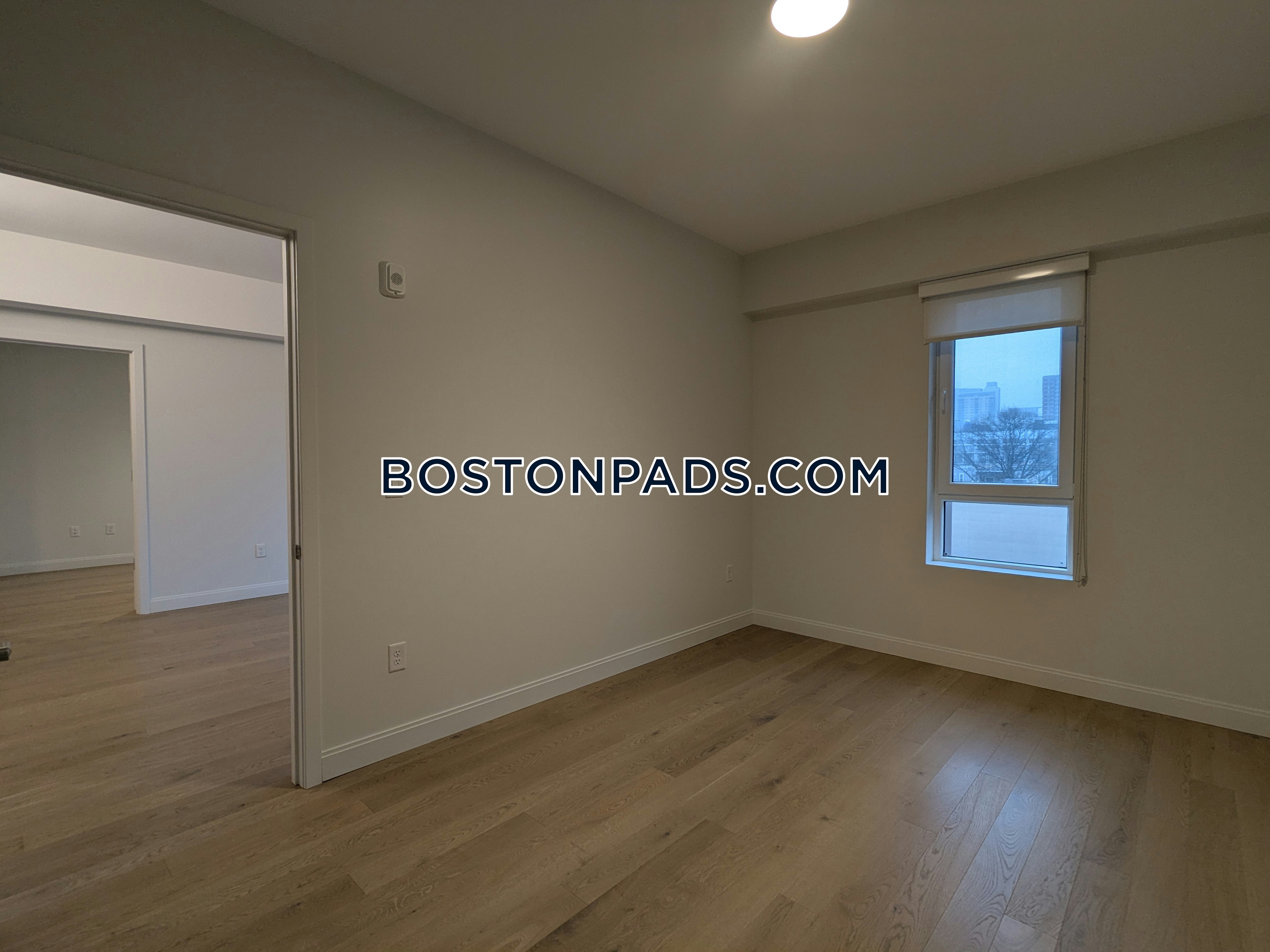 Boston - 2 Beds, 2 Baths