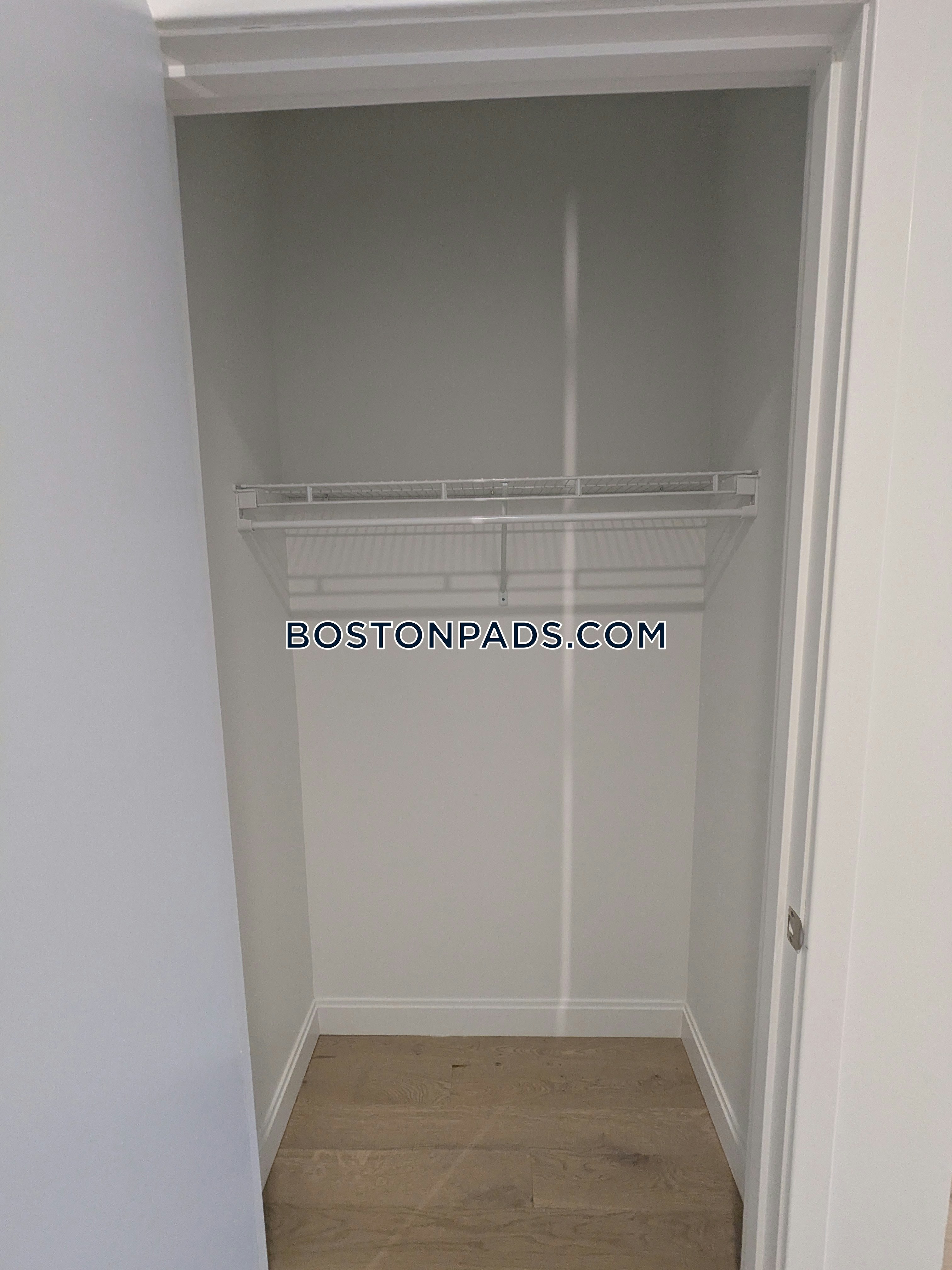 Boston - 2 Beds, 2 Baths
