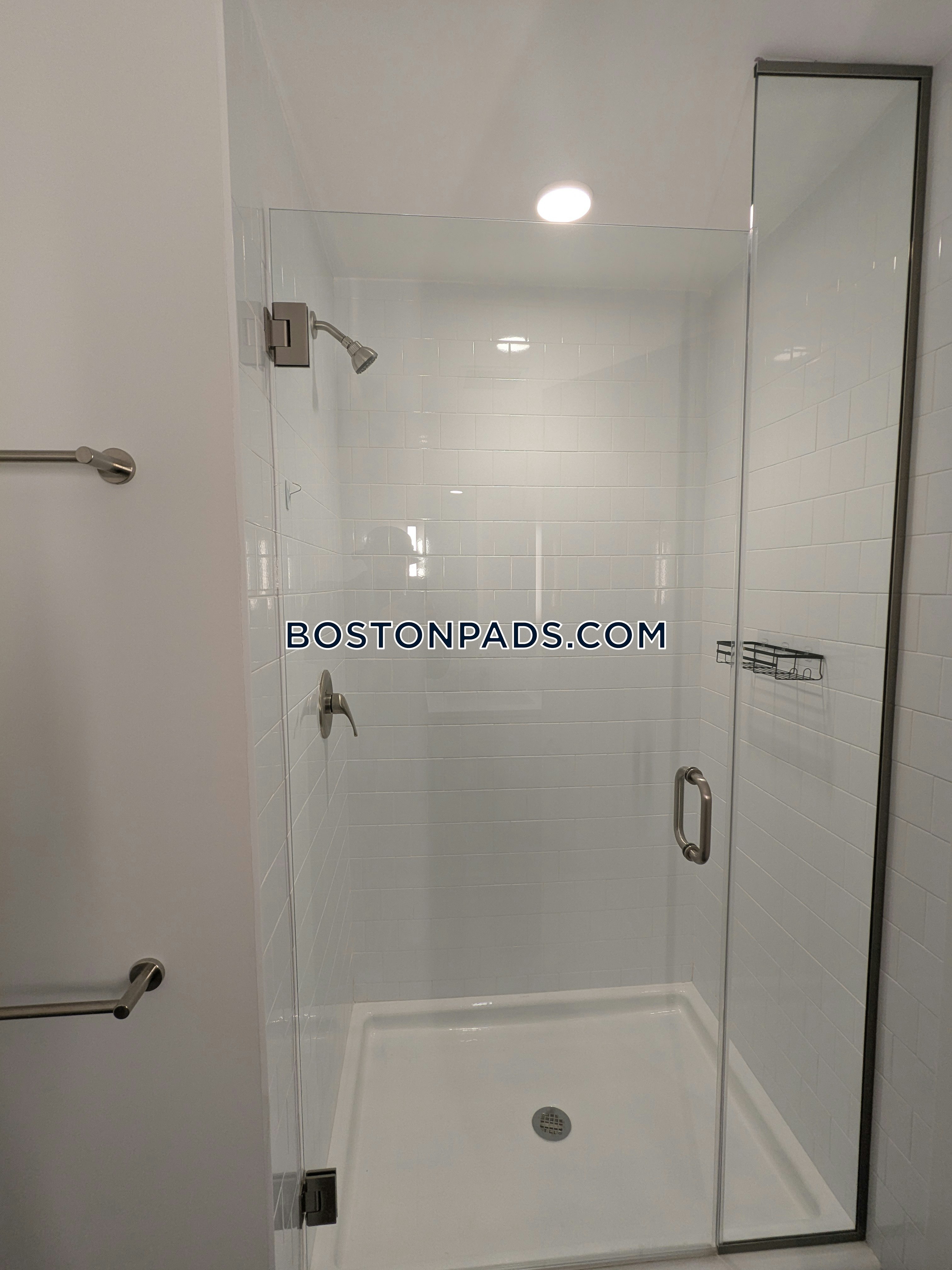 Boston - 2 Beds, 2 Baths