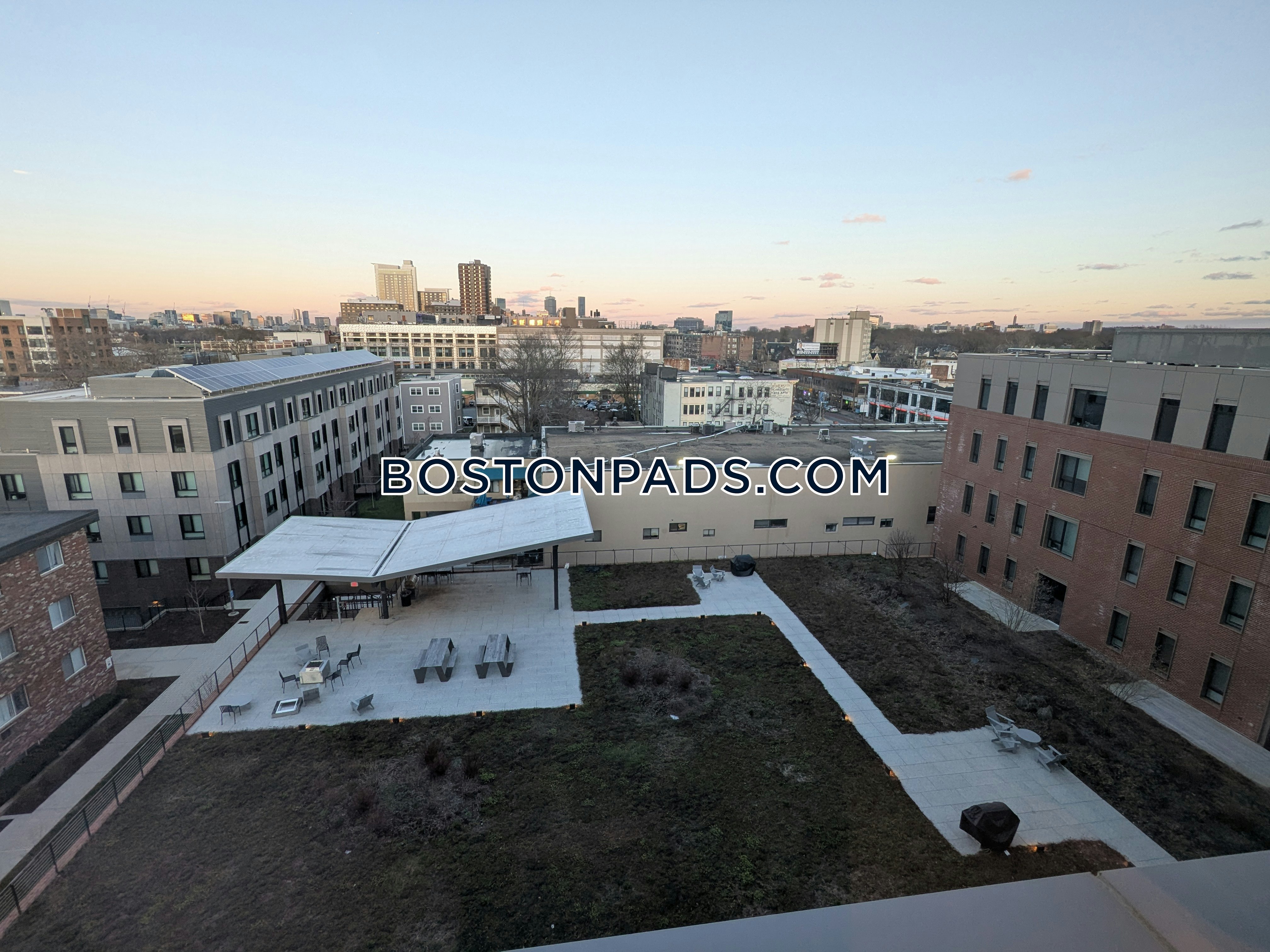 Boston - 2 Beds, 2 Baths