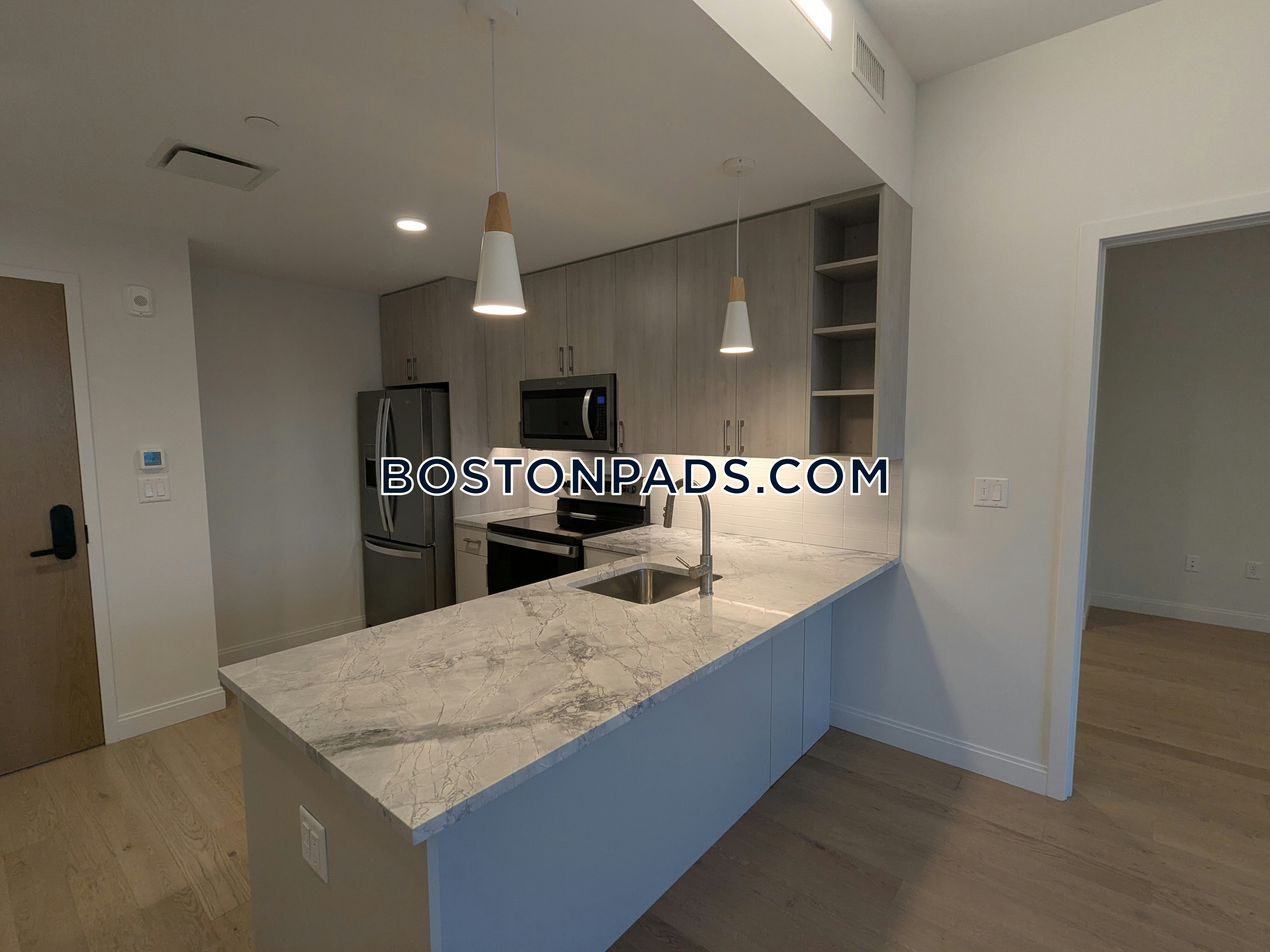 Boston - 2 Beds, 2 Baths