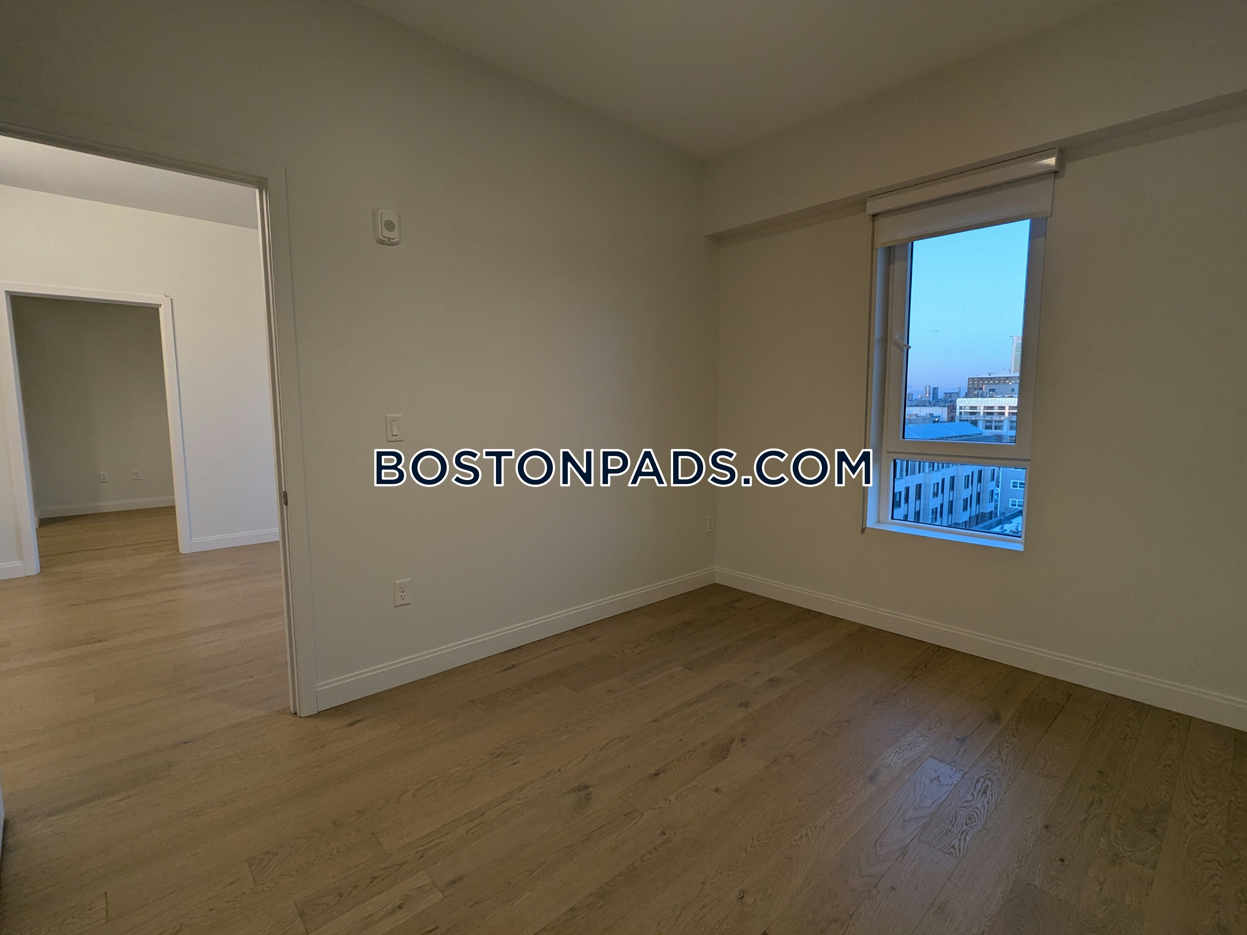 Boston - 2 Beds, 2 Baths
