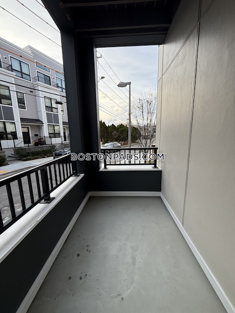 Gardner St. Boston photo 17