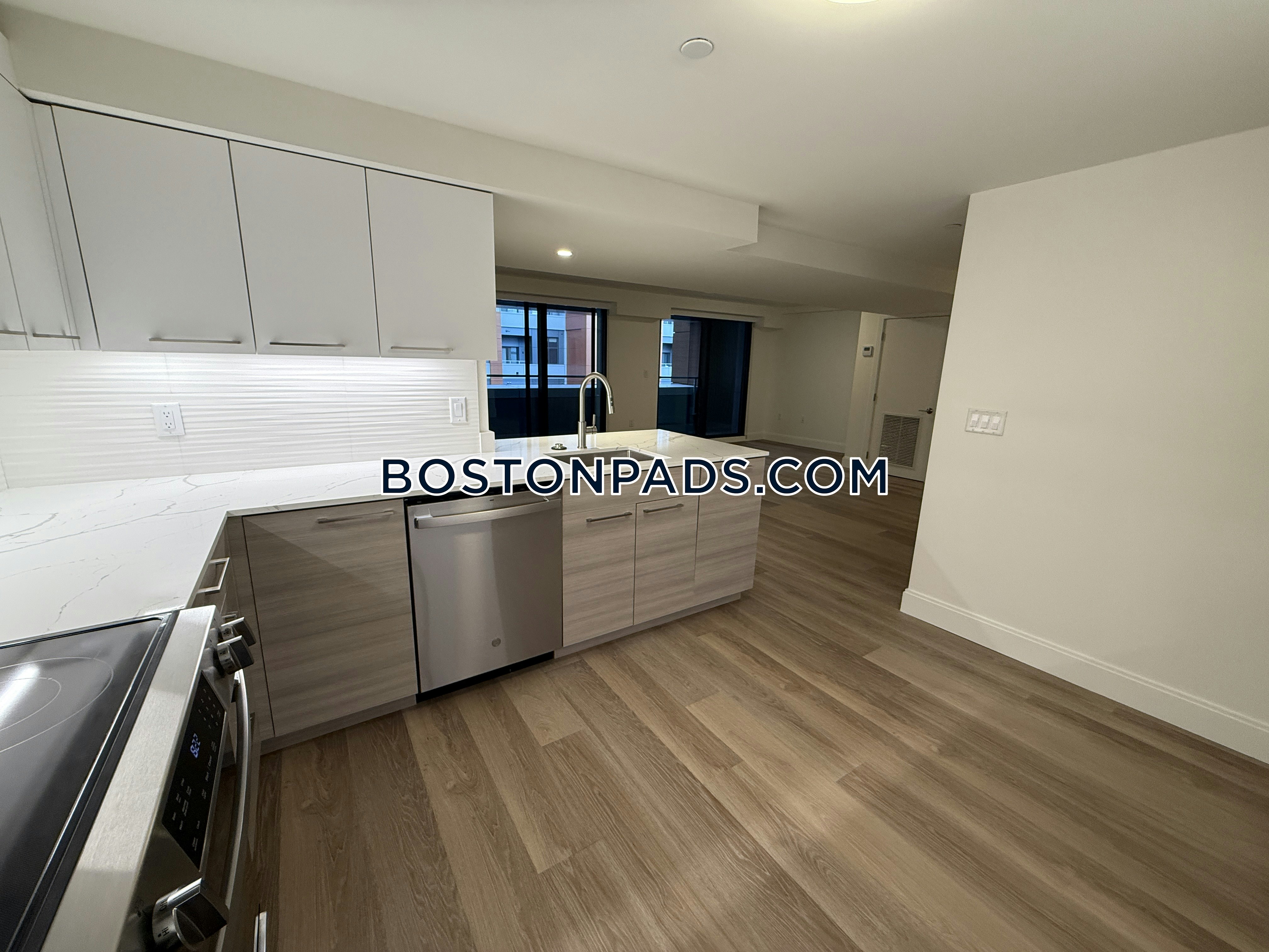 Boston - 2 Beds, 2.5 Baths