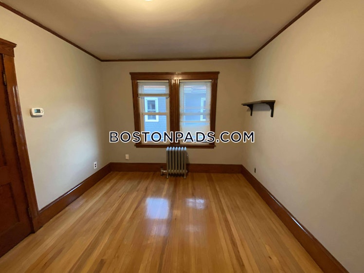 Pinkert St., Medford