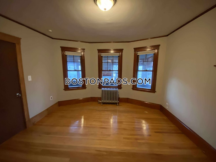 Pinkert St., Medford