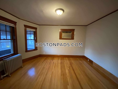 Pinkert St. Medford photo 9