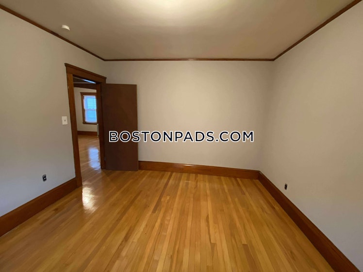 Pinkert St., Medford