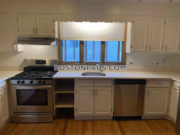 Pinkert St., Medford