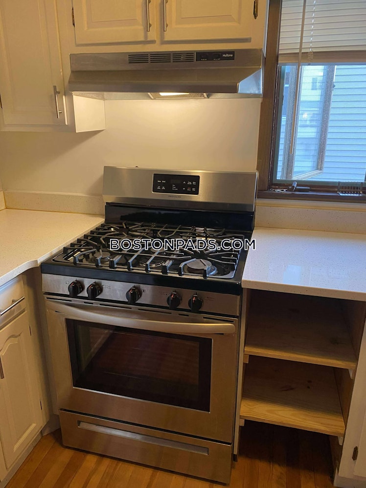 Pinkert St., Medford