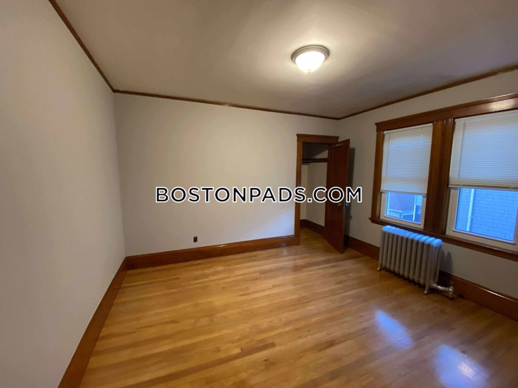 Pinkert St., Medford