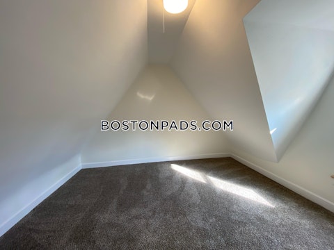 Water St. Quincy photo 12