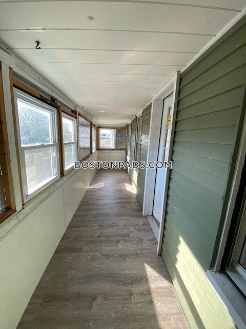 Water St. Quincy photo 20