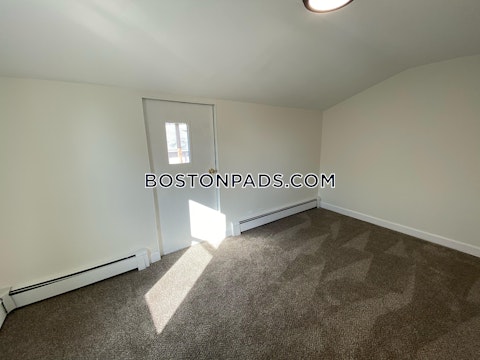 Water St. Quincy photo 3