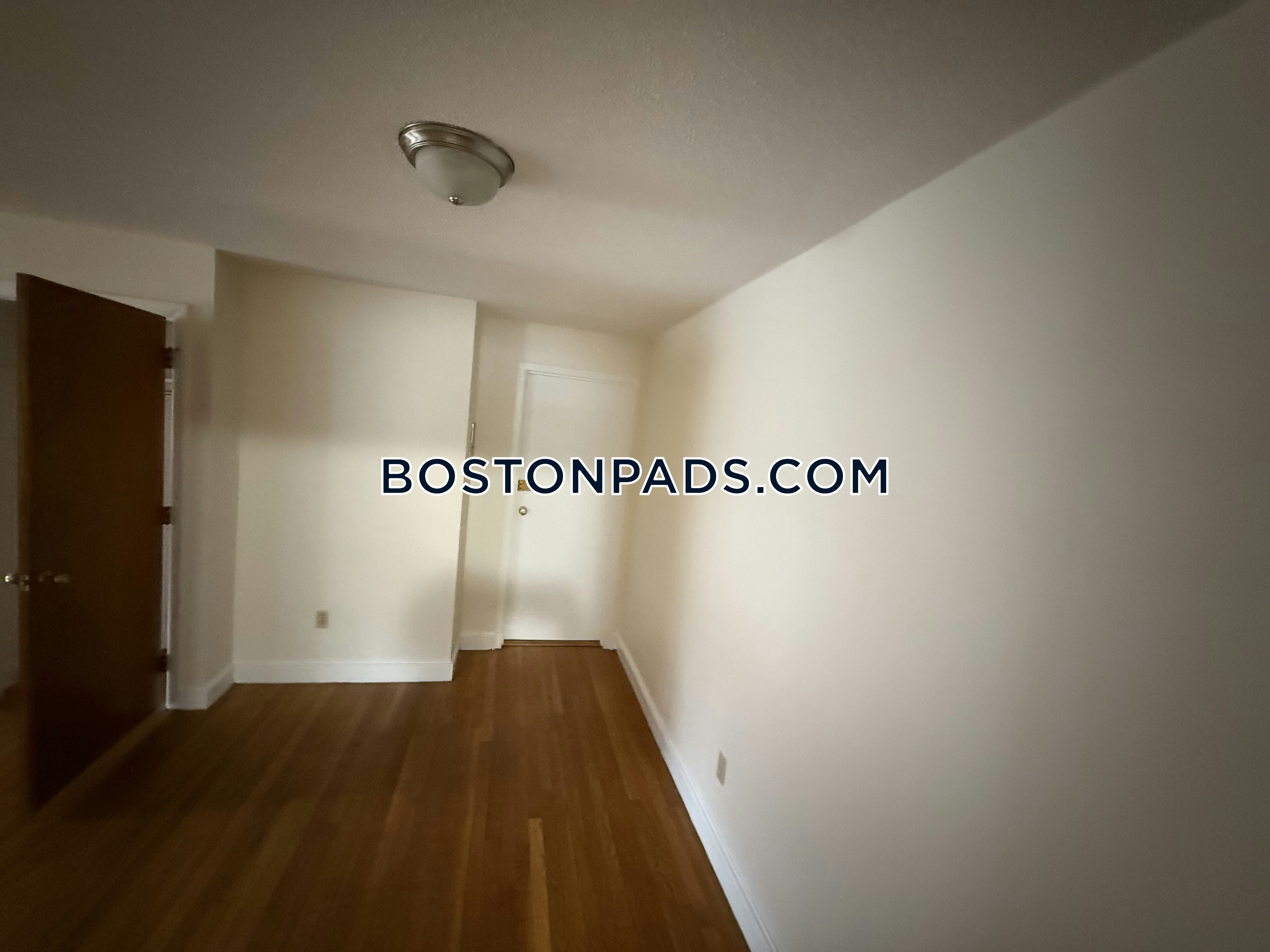 Brattle St. Arlington