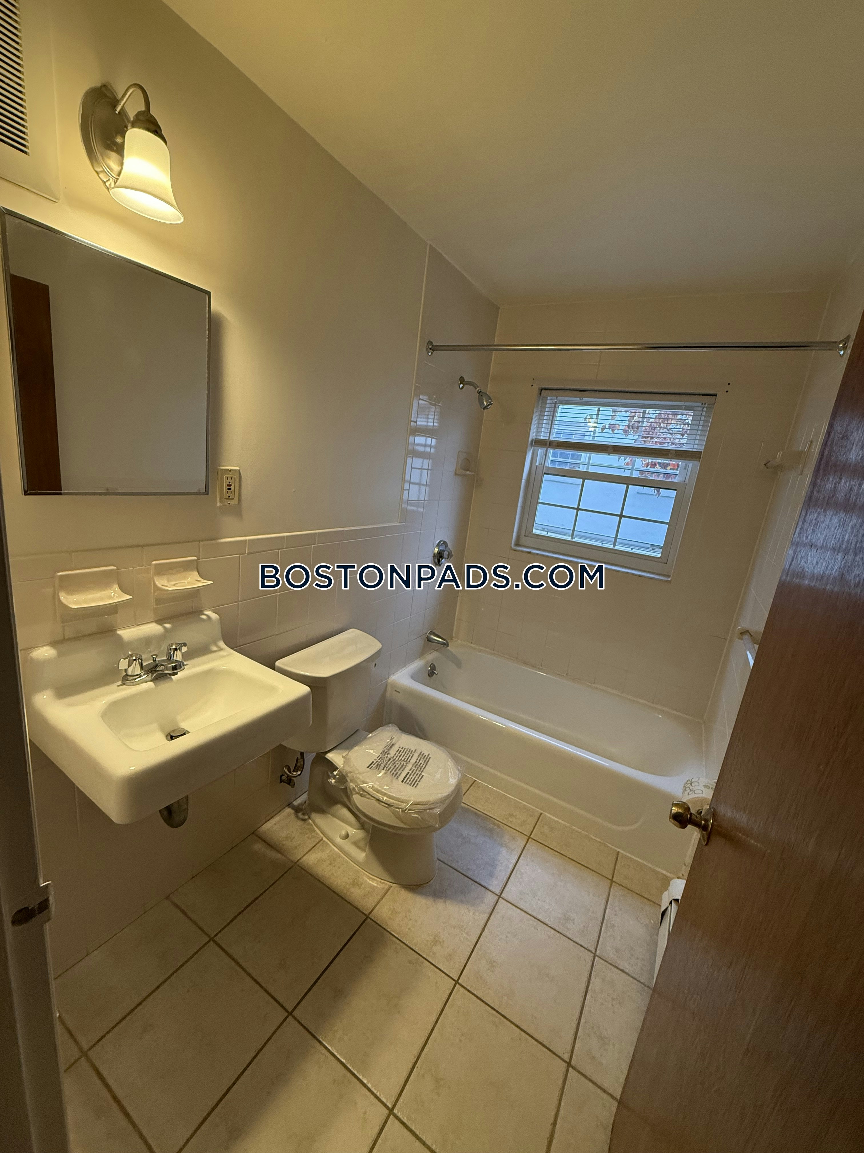 Brattle St. Arlington