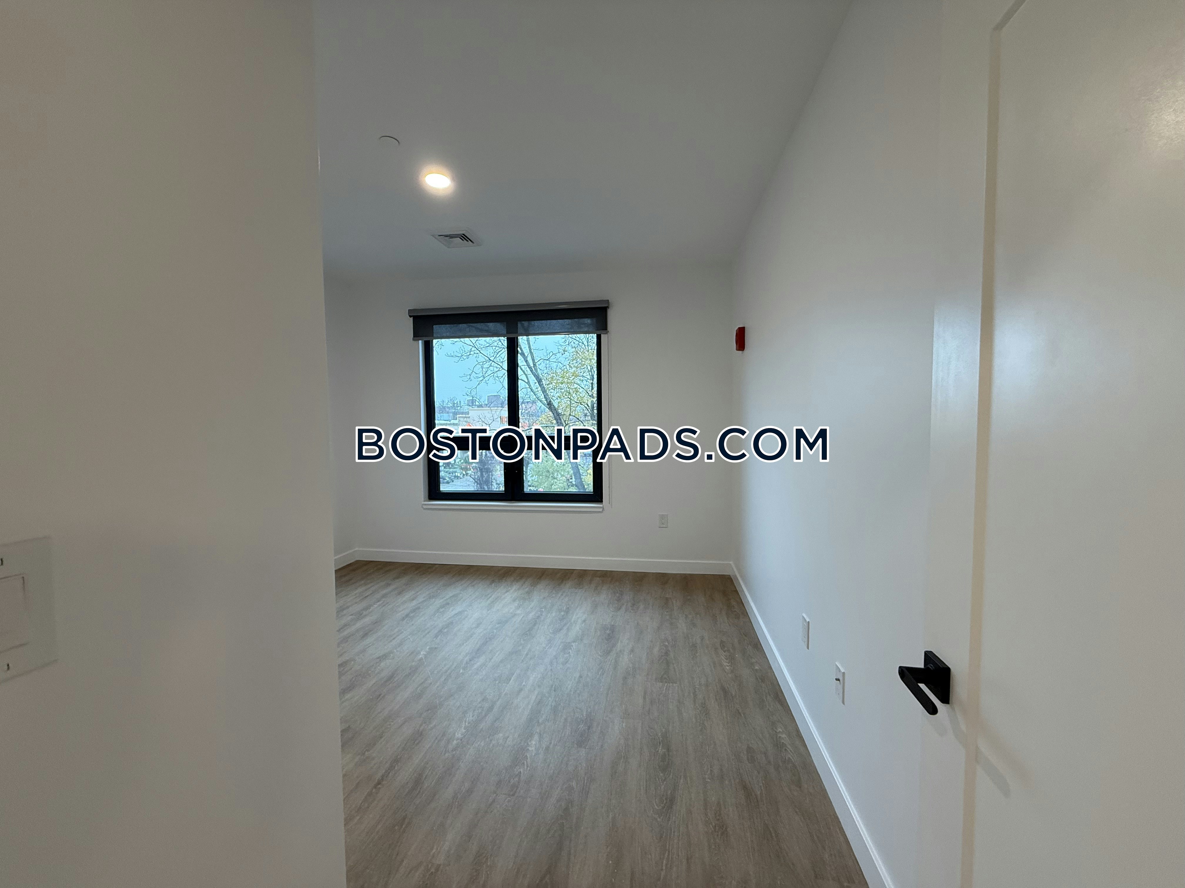 Boston - $2,600