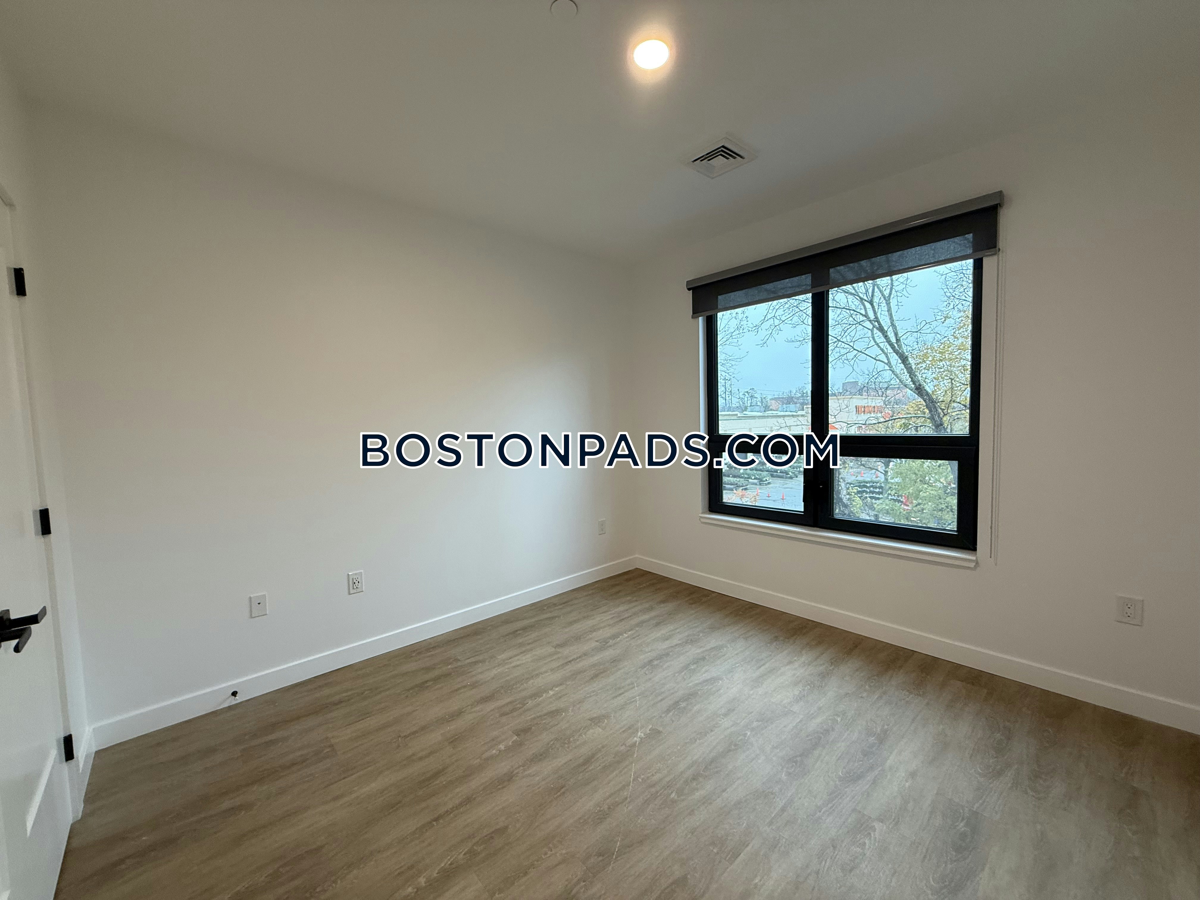 Boston - $2,600