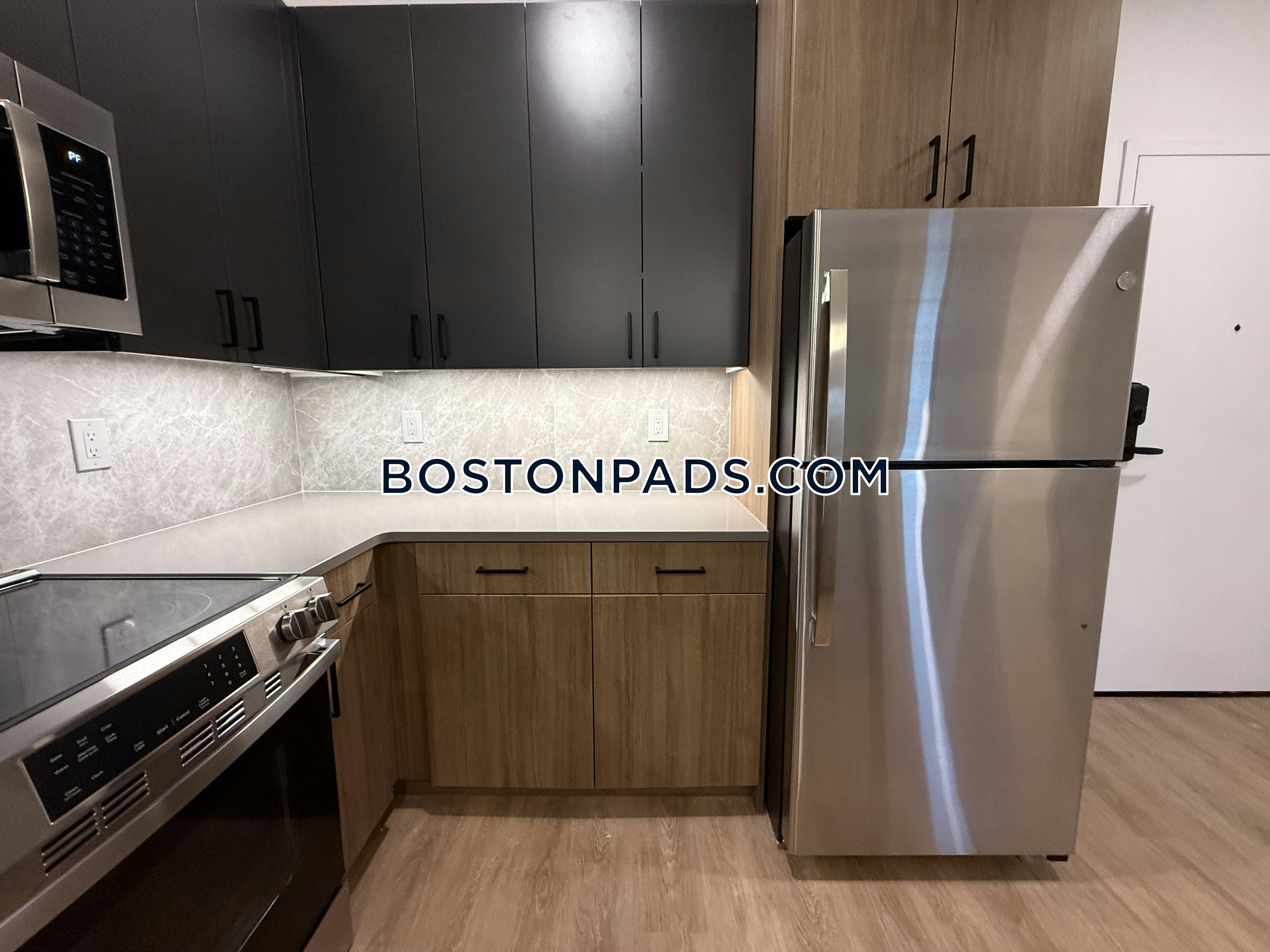 West Roxbury, Boston, MA - 1 Bed, 1 Bath - $3,200 - ID#8010917