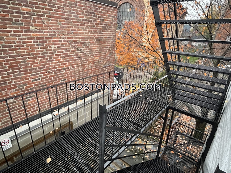 Columbus Ave., Boston