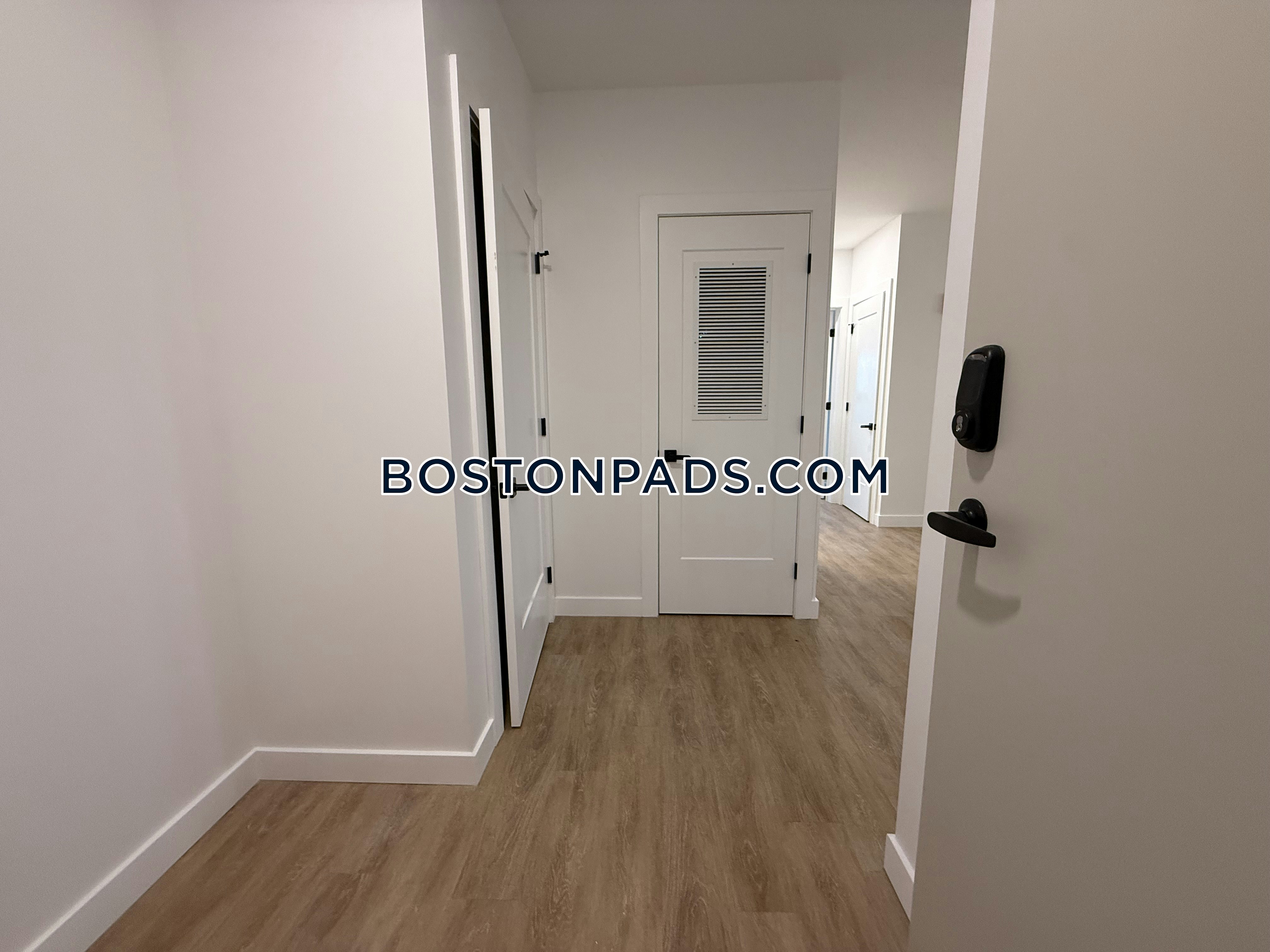 Boston - 1 Beds, 1 Baths