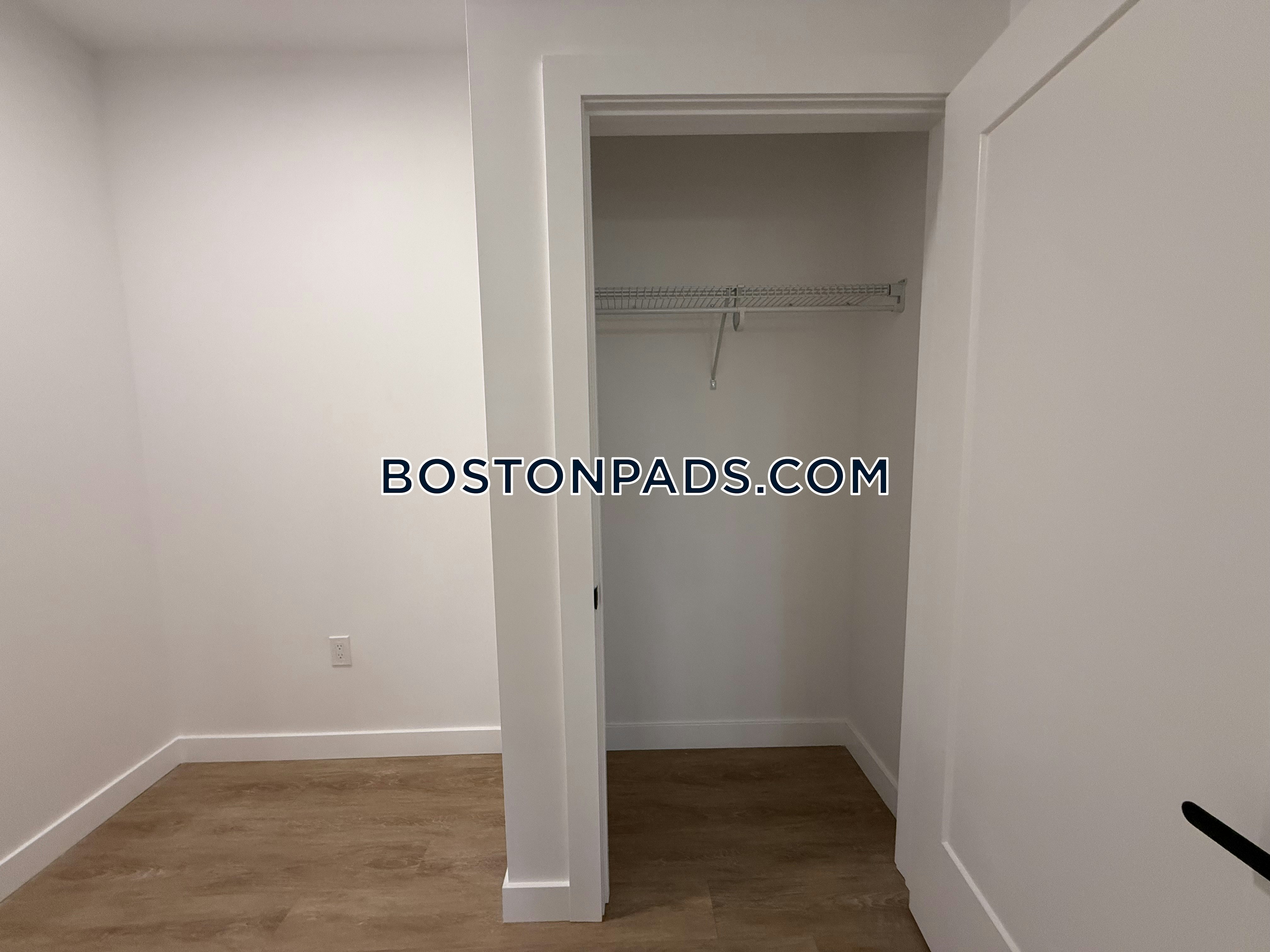 Boston - 1 Beds, 1 Baths