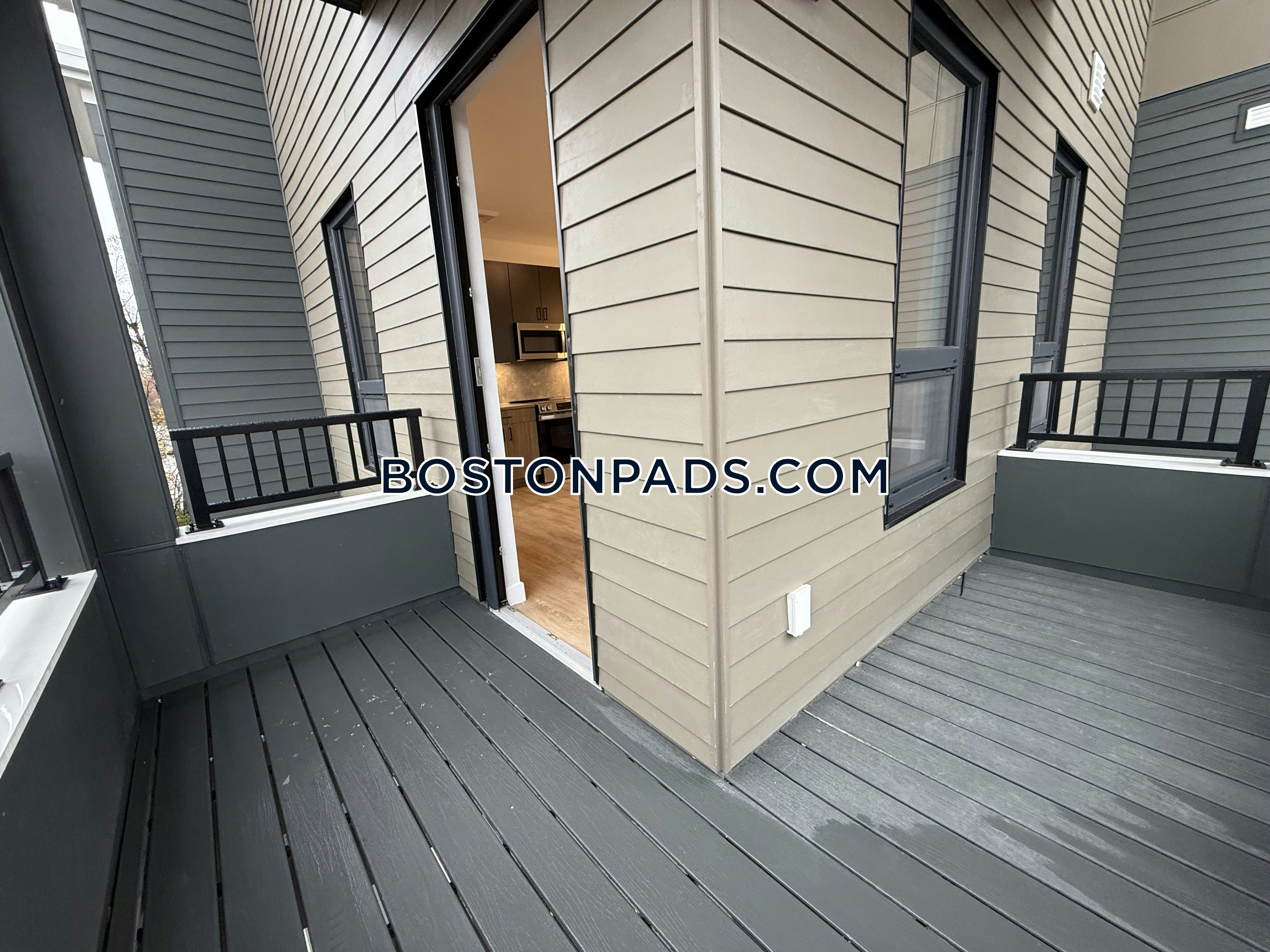 Boston - 1 Beds, 1 Baths