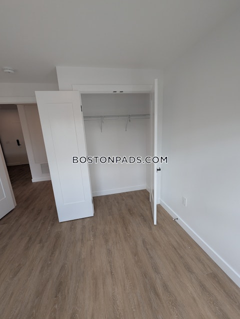 Gardner St. Boston photo 9