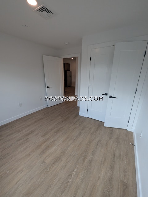 Gardner St. Boston photo 8