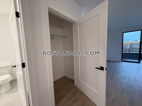 Gardner St. Boston photo 16