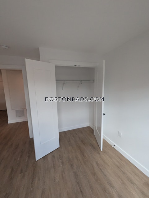 Gardner St. Boston photo 6