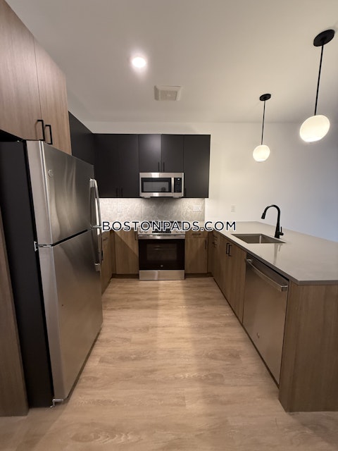 Gardner St. Boston photo 7