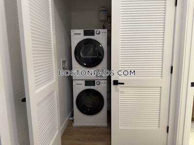 West Roxbury Apartment for rent 1 Bedroom 1 Bath Boston - $3,200 No Fee