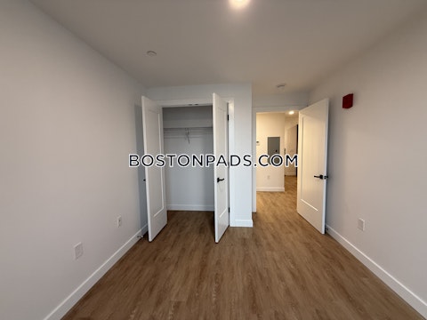 Gardner St. Boston photo 15