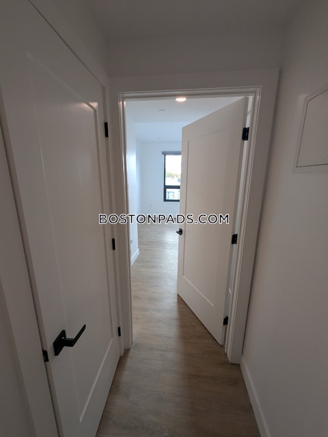 Gardner St. Boston photo 19