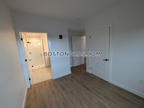 Gardner St. Boston photo 15