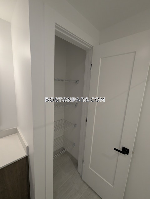 Gardner St. Boston photo 5