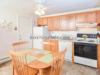 Lonvale Ln. Amesbury