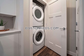 Digital Way. Maynard