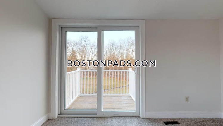 Tucker St., Pepperell