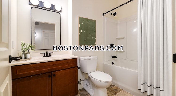 Pleasant St., Westford