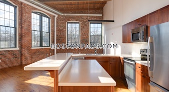 Pleasant St. Westford