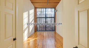 Pleasant St. Westford