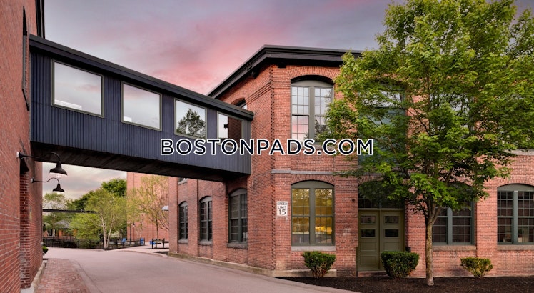 Pleasant St., Westford